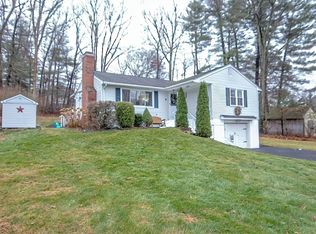 9 Brenda Dr, Westfield, MA 01085