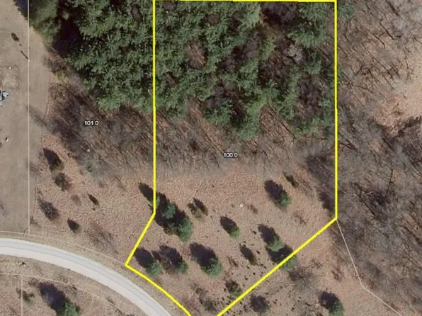 50 E Wild Rose Dr, Knox, IN 46534