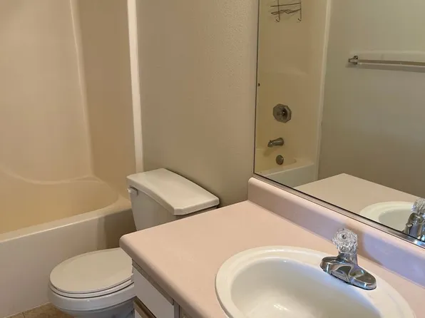 1326 - HW, 300 Sweetwater Cir Unit D, Dayton, NV 89403