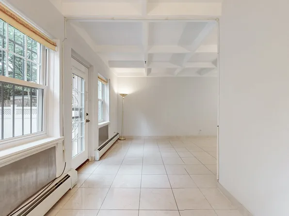 147-36 Charter Road image 7 of 17