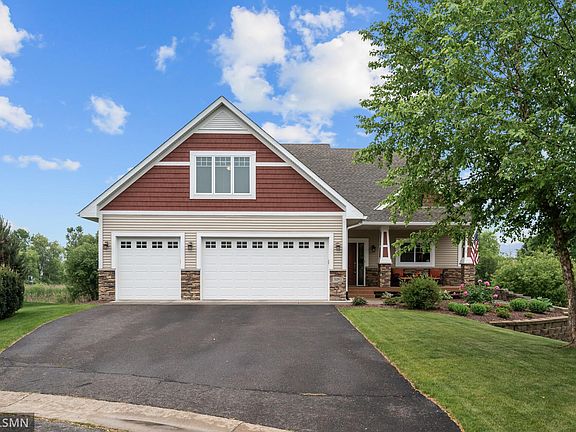 3rd image of 5261 Fenson Ct N