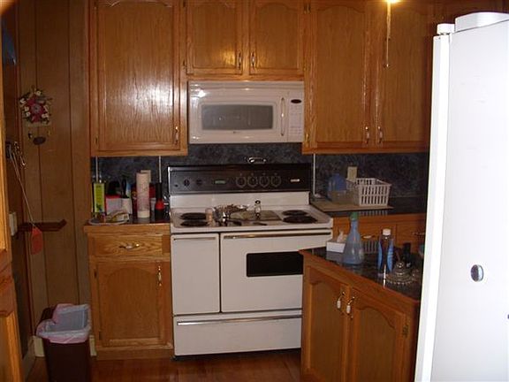 Woodbine Kitchen view