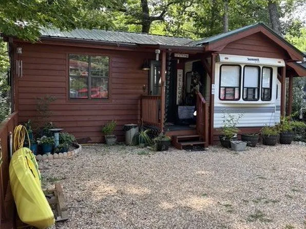 50 Rocky Ln, Cleveland, GA 30528