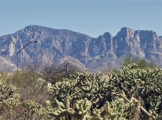14122 N Silver Cloud Dr, Oro Valley, AZ 85755