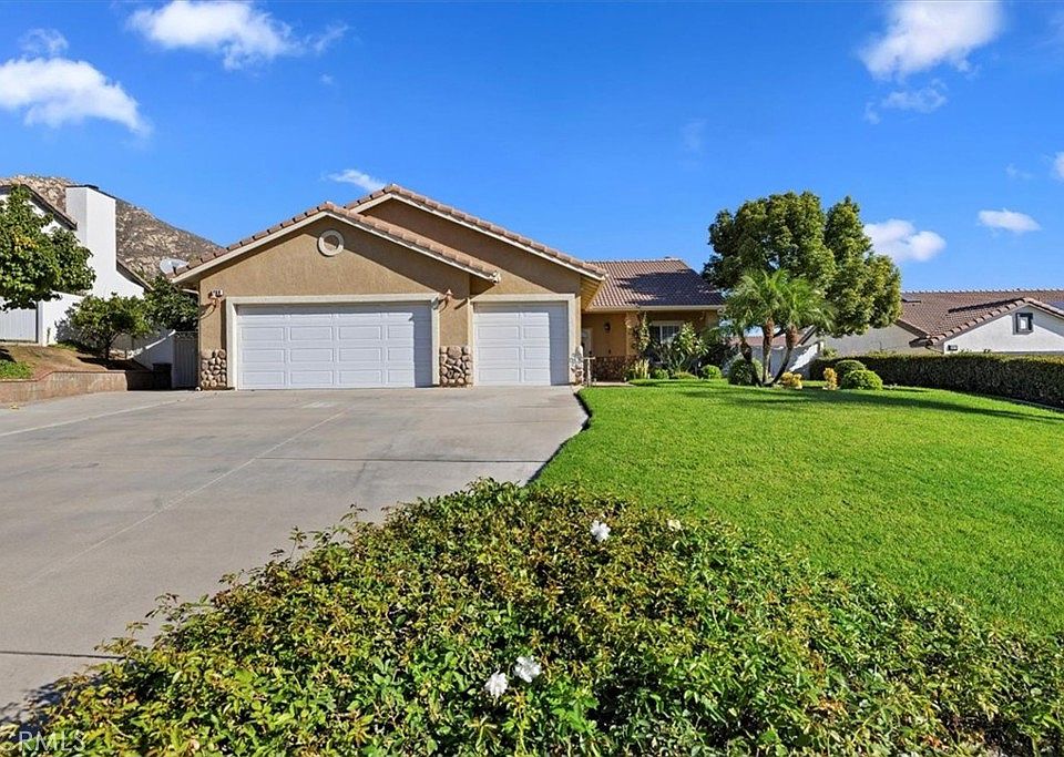 1st image of 269 Coyote Dr