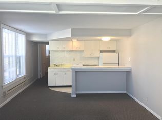 408 10th St S APT 02, Moorhead, MN 56560