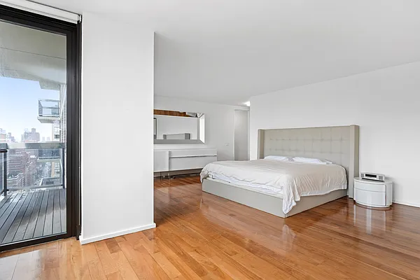 Rented by Douglas Elliman | media 18