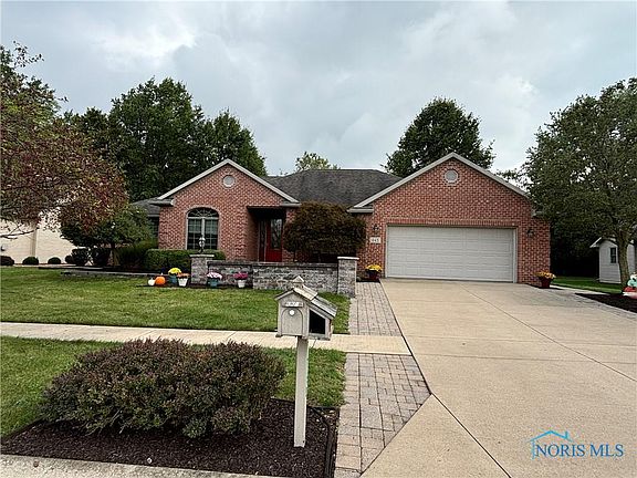 2nd image of 665 Chinook Dr