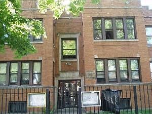 1st image of 6558 S Artesian Ave