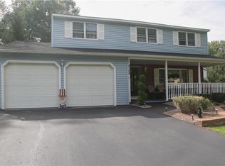 4308 Luna Crse, Liverpool, NY 13090