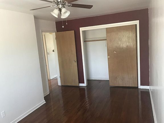 Bedroom W/ Red Accent walls