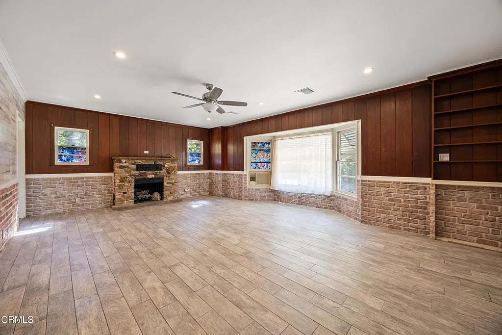 3 bed, 1442 sqft, $4,700 — Photo 3