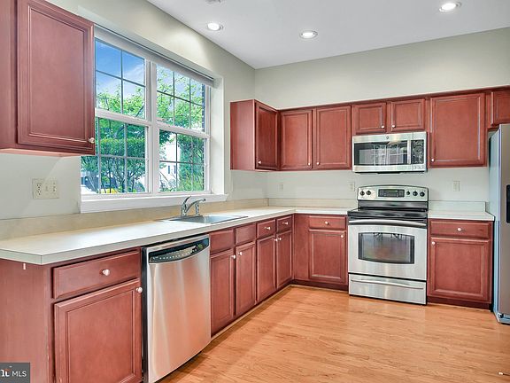 2nd image of 2505 Revere Ct #31C