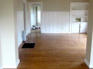 1584 Macarthur Blvd, Oakland, CA 94602