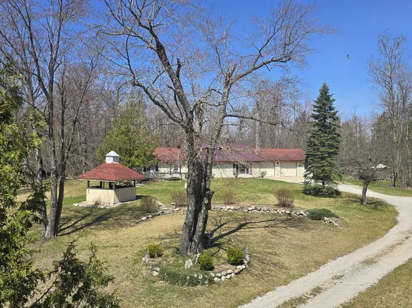 3625 Weaver Rd, Comins, MI 48619