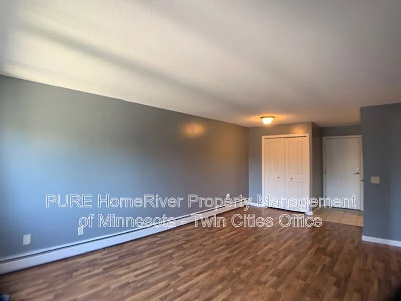 1 bed, 1.0 bath, 608 sqft, $1,255 — Photo 4