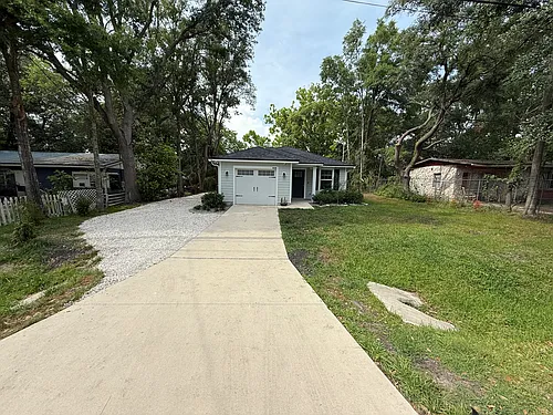 4649 Suray Ave Photo 1