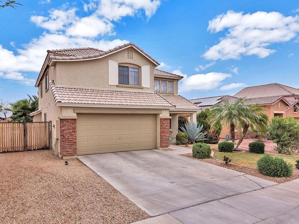 1st image of 14864 W Dahlia Dr