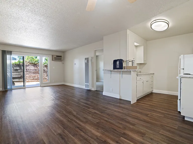 Coronado — Photo 29