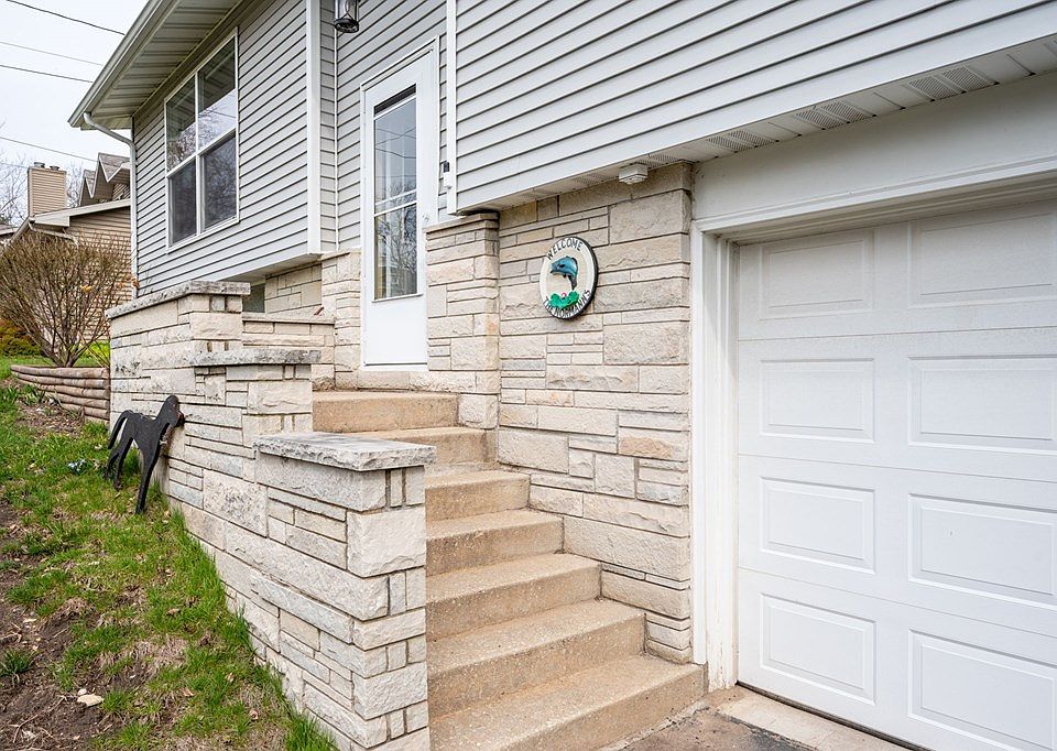 734 W Hickory St, Sturgeon Bay, WI 54235 | MLS #143845 | Zillow