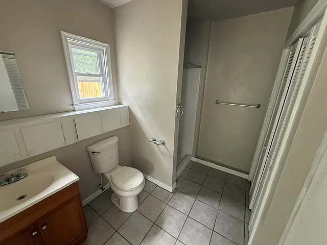 627 Rolfe St — Photo 3