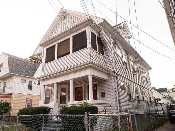 203 Sackett St, Providence, RI 02907