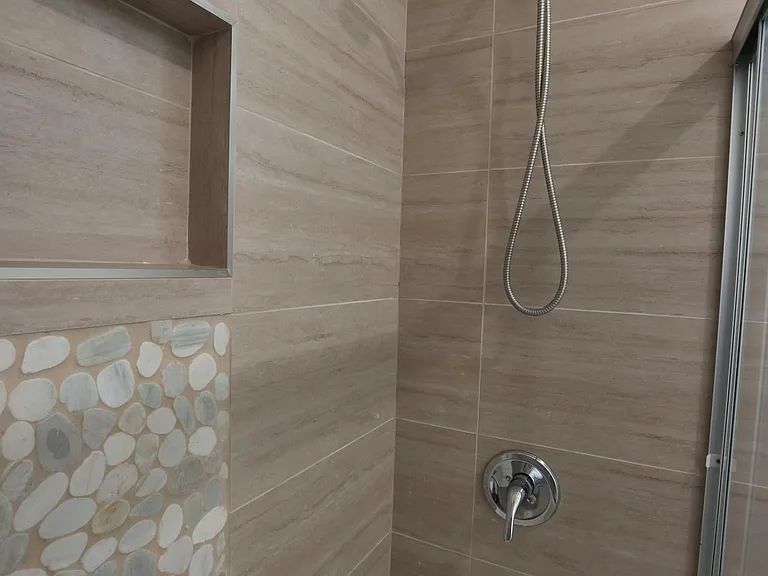 3927 Wisconsin St #8 — Photo 24