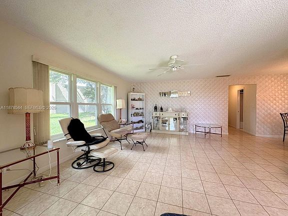 5th image of 285 N High Point Blvd APT A