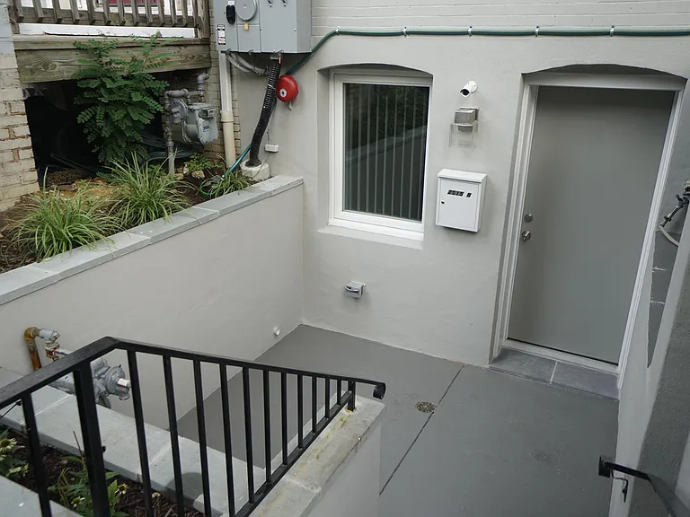 2515 University Pl NW #B — Photo 15