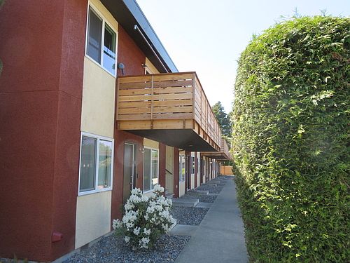 2nd image of 1124 10th St