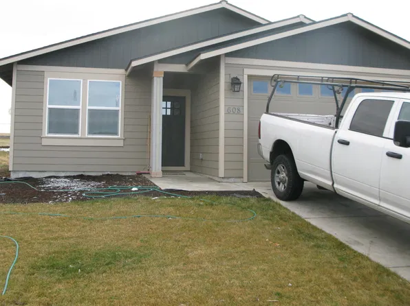 608 Patriot Dr, Metolius, OR 97741