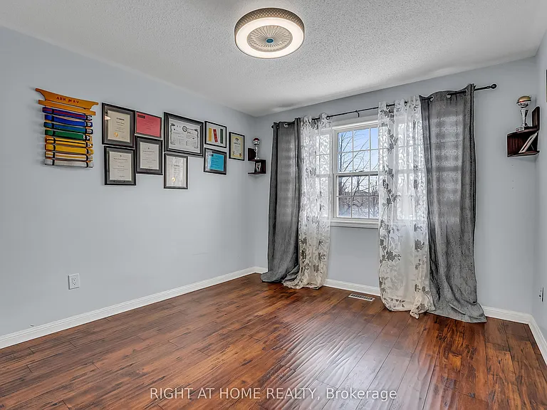 89 Cornell Park Ave — Photo 29