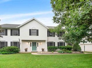 15740 Hunting Ridge Trl, Granger, IN 46530