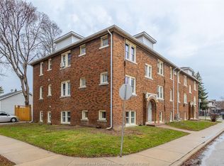 706 Elliott St E #5A, Windsor, ON N9A 3S4