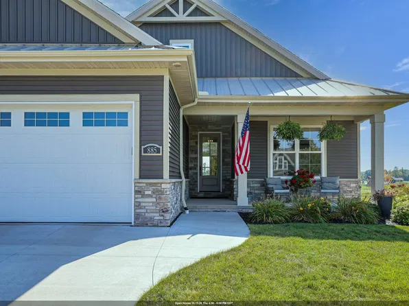 885 Cygnet Ct, Menasha, WI 54952