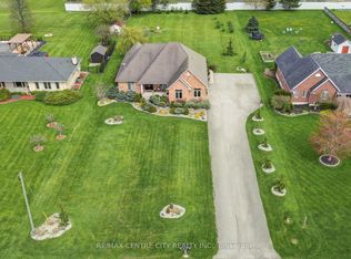 9538 Tower Rd, Central Elgin Munic, ON N5P 3S7