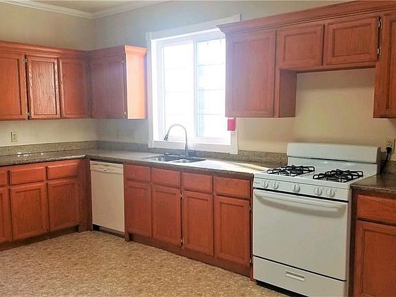 5th image of 3705 Piedmont Dr