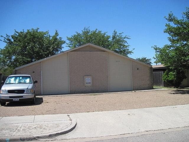 1st image of 2212 Silverway Dr APT C