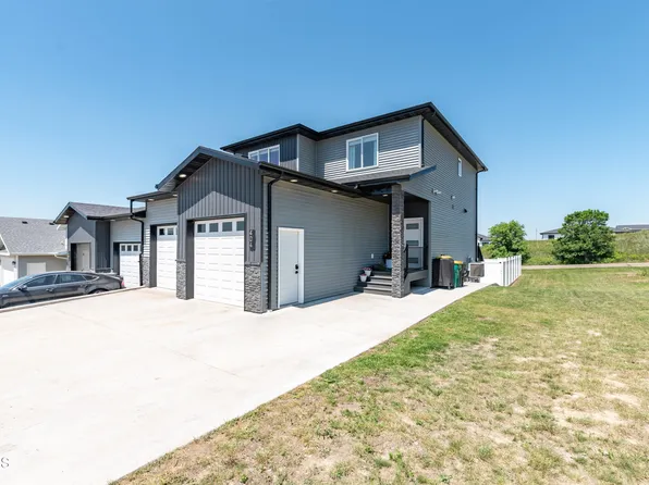 404 Lena Ct SE, Mandan, ND 58554