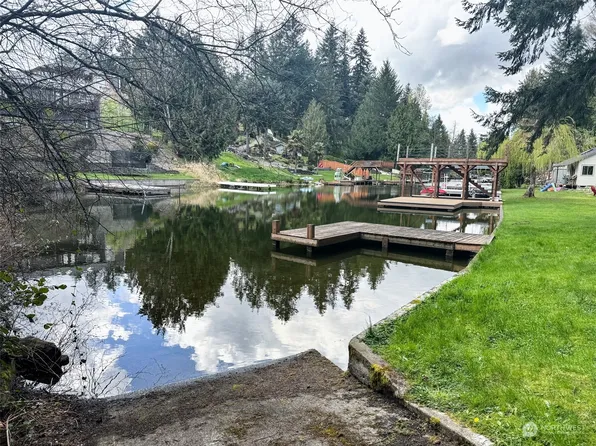 2606 179th Avenue E, Lake Tapps, WA 98391
