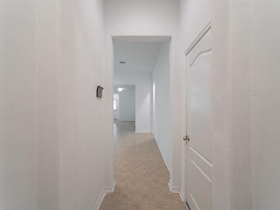 4th image of 3 Canterborough Pl
