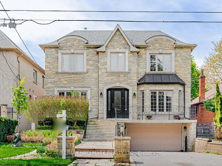22 Roberta Dr #2 — Photo 8