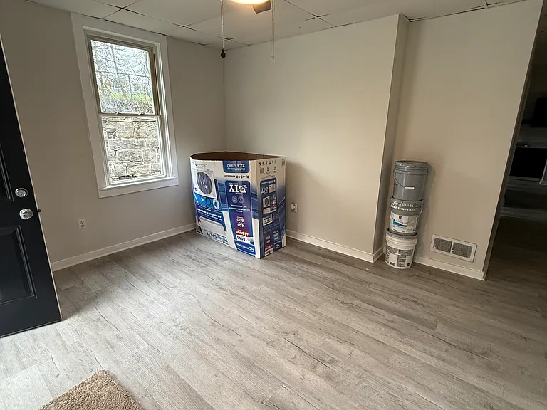 483 Goethe St #1 — Photo 7