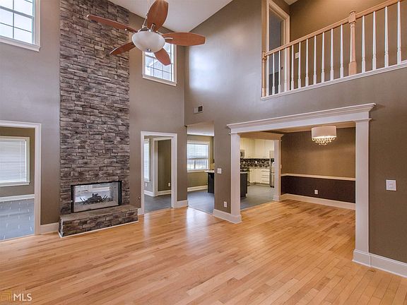 5th image of 12 Stonemill Ct