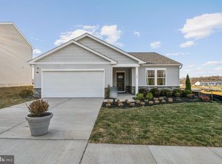 27 Empire Ln, Charles Town, WV 25414