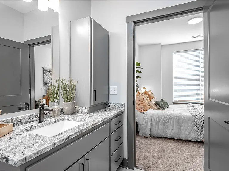 Tillmore Model Bathroom