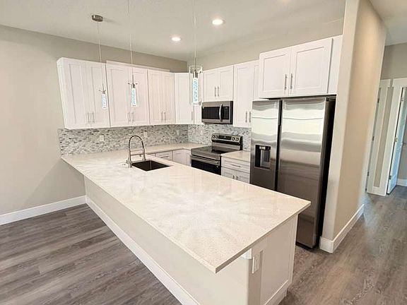 5th image of 2 Slate Wood Ct #A