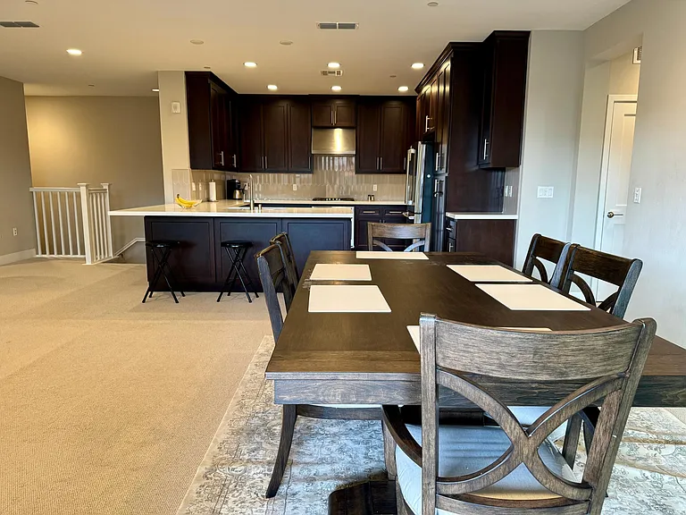 649 Sandalwood Dr #4 — Photo 18