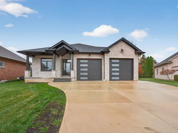 113 Macdonald St, Lambton Shores, ON N0N 1J0