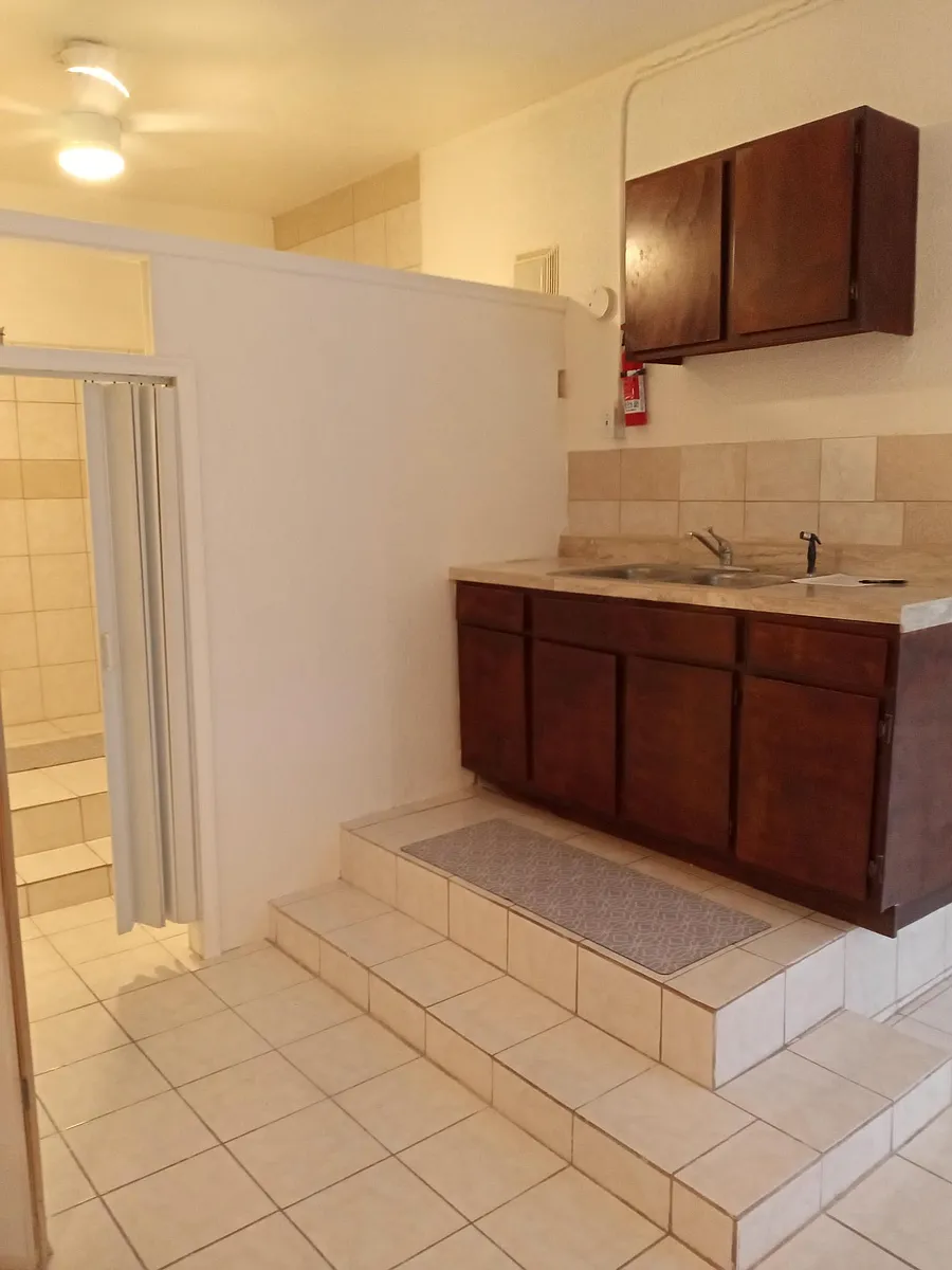 Kitchen area - NW 19th Ave
